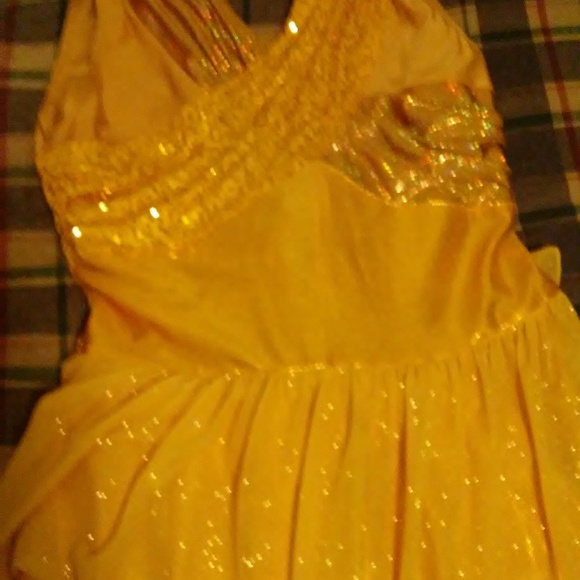 Beautiful Golden Prom Dress Fancy - Picture 4 of 7